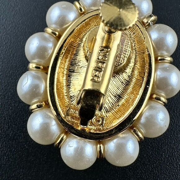 Vtg Napier 1990s round Pearl Pink Oval Crystal Gold Earrings - Screw back - Picture 5 of 6